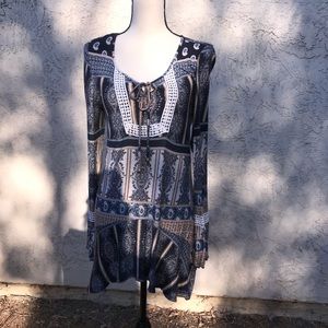 One World Boho Tunic Bell Sleeves Sz Med.
